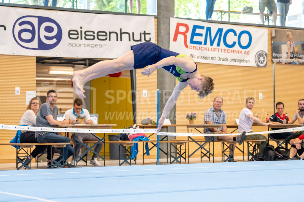 104. Zürcher Kunstturnertage Neftenbach - 14. May 2022 | 104. Zürcher Kunstturnertage Neftenbach
Turnhalle Ebni, Neftenbach
Programm 5 (P5)
Bild: Sportfotografie Markus Aeschimann | www.markus-aeschimann.ch - Realisiert mit Pictrs.com