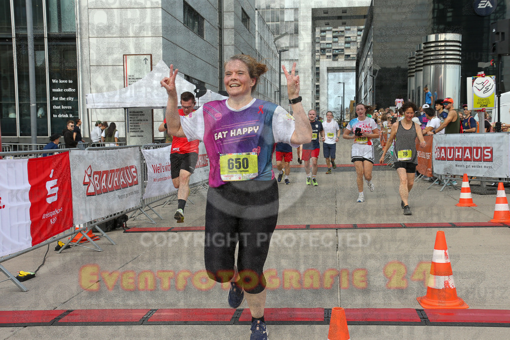 250920_1329_EX1_4930 | Sportfotografie im Rhein-Sieg Kreis, Köln, Bonn, NRW, Rheinland Pfalz, Hessen, etc. Unser Tätigkeitsfeld umfasst den Laufsport vom Volkslauf über den Marathon, Duathlon, Triathon bis zum Ultralauf wie Kölnpfad Ultra oder Schindertrail.