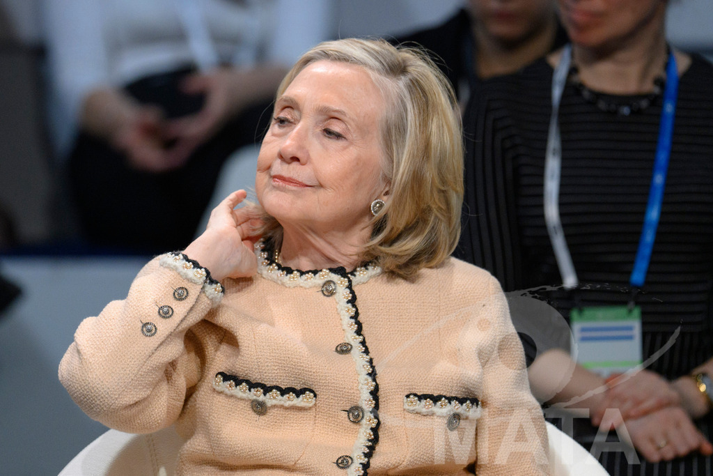 _DWA0206 | Die US-Politikerin Hillary Clinton auf der Veranstaltung Girls Just Want to Have Fundamental Rights: Fighting the Global Pushback im Rahmen der Münchner Sicherheitskonferenz 2026. München, 14.02.2026 Bayern Deutschland - Realisiert mit Pictrs.com