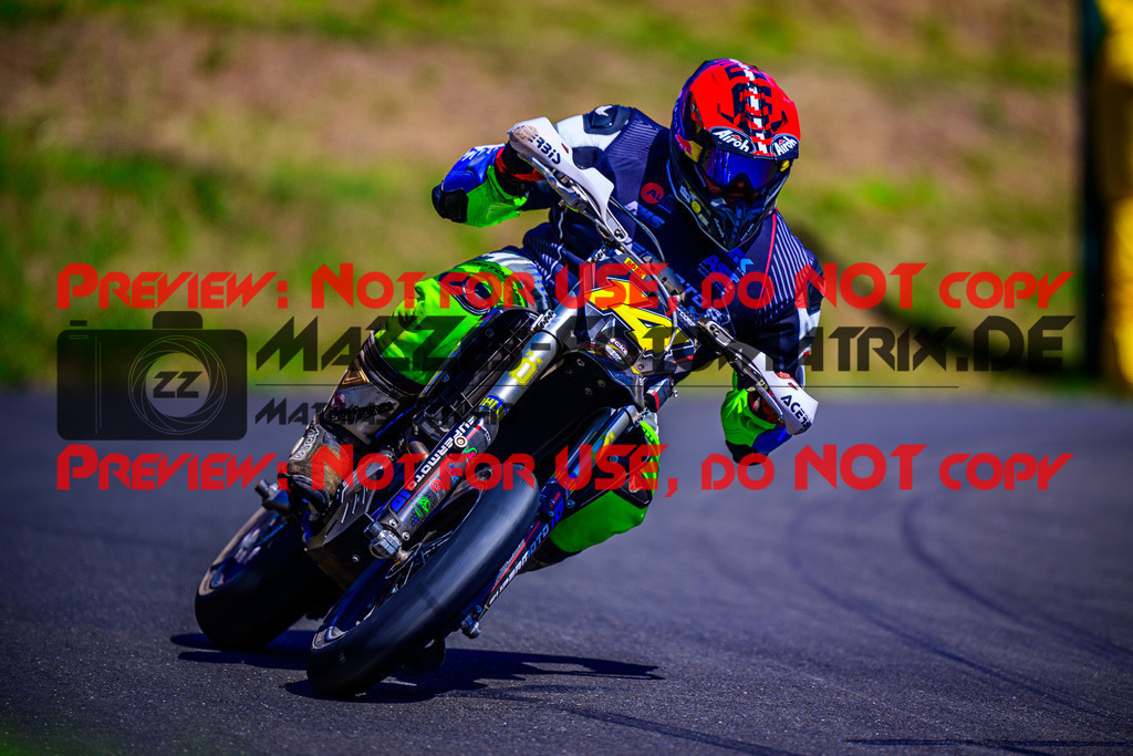 MaZZes_FotoMatrix_240816_6007705_8824 | UE40