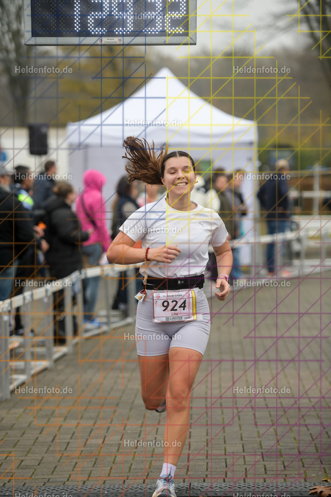 Neusser Erftlauf 2025  | 15km Neusser Erftlauf 2025 Foto: Heldenfoto.de