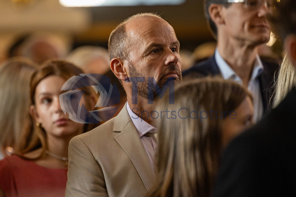 Trainproduction-20240519-1 | Firmung Klagenfurt-Dom 19.05.2024 10:30 Uhr