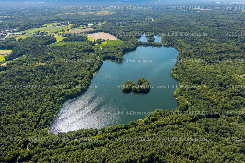 Bottrop250801441Kirchhellen | Luftbild, Heidesee mit bewaldeter Insel, Kirchhellen-Süd, Bottrop, Ruhrgebiet, Nordrhein-Westfalen, Deutschland