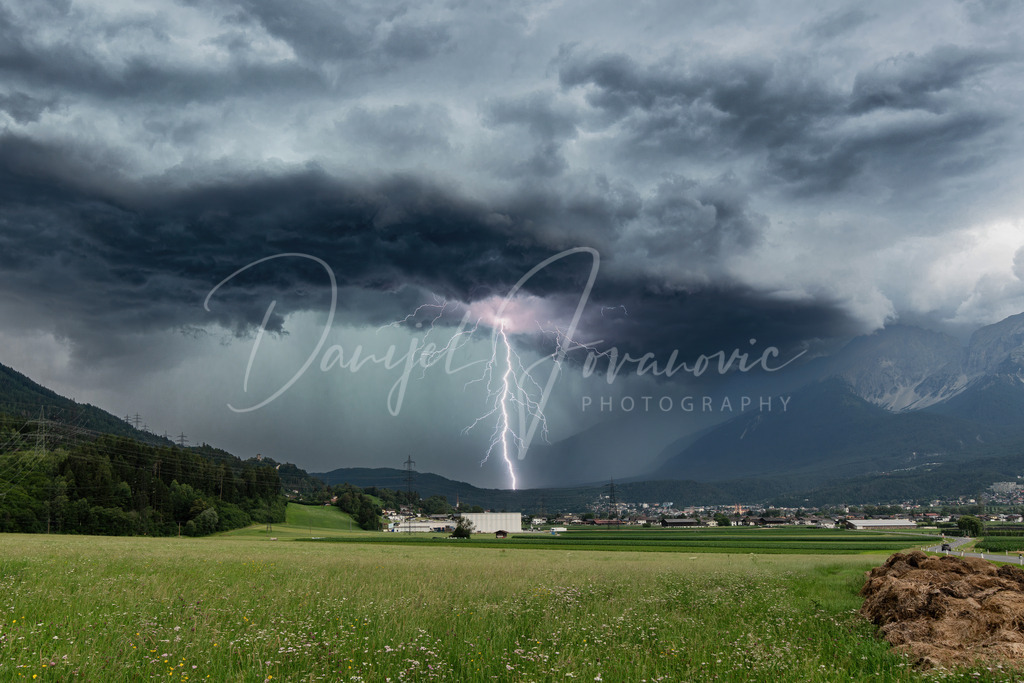 Erdblitz | Erdblitz aus einem Hagelgewitter in Telfs