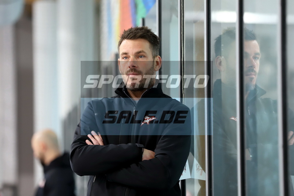 Patrick Strauch - HC KEC | Patrick Strauch - HC KEC - Realisiert mit Pictrs.com