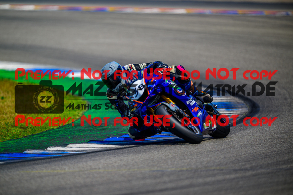 MaZZes_Fotomatrix_20250628_6007705_7906-2 | WEISS