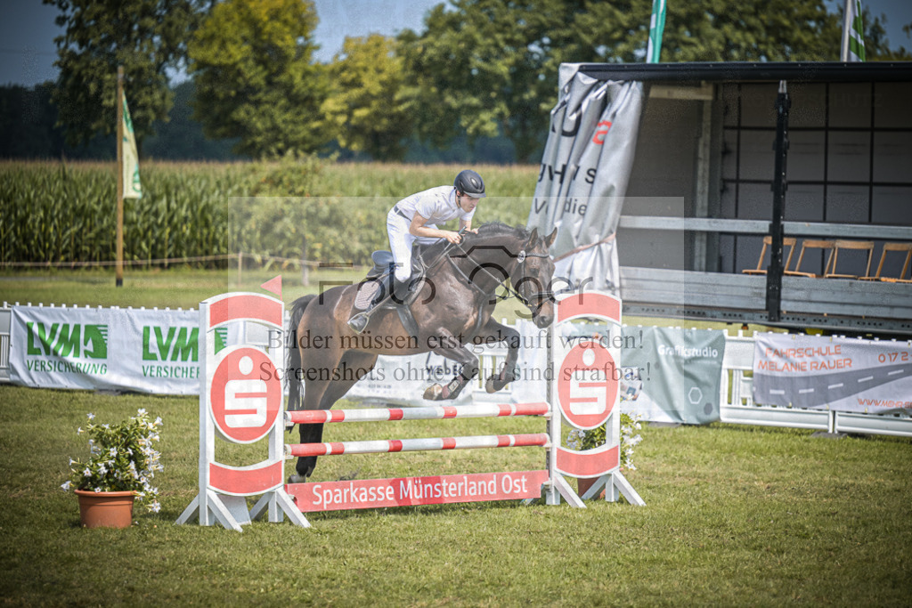 DOS_5732 | Entdecke hochwertige Reitturnierfotos von Foto Oger. Professionell, emotional und authentisch – jetzt Lieblingsmomente im Shop bestellen.Deutschlandweite Turnierfotografie. - Realisiert mit Pictrs.com