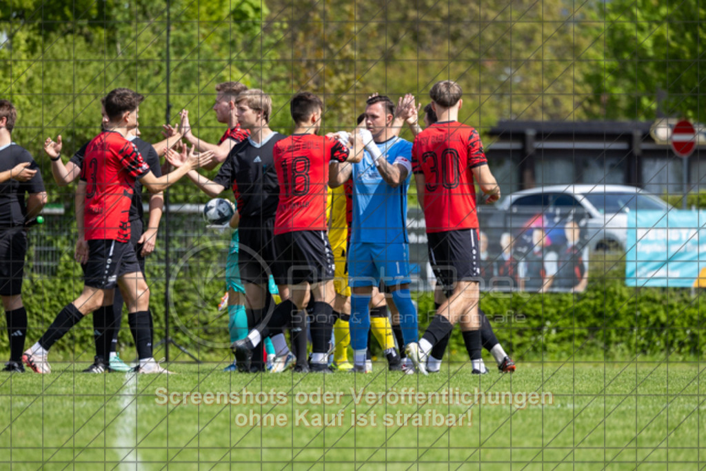 20250427_145935_0045 | #,TSV Bad Boll (rot) vs. SV Waldhausen (gelb), Fussball, Landesliga 2 - wfv, 24. Spieltag, Saison 2024/2025, Rasenplatz, Erlengarten 37, 73087 Bad Boll, 27.04.2025 - 15:00 Uhr,Foto: PhotoPeet-Sportfotografie/Peter Harich