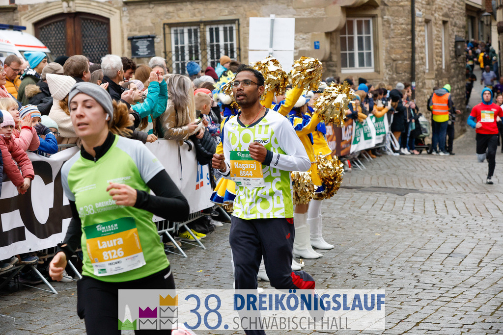 5km Roewisch Wohnbau Cup | 3 Koenigslauf 2024 5km Roewisch Wohnbau Cup - Realisiert mit Pictrs.com