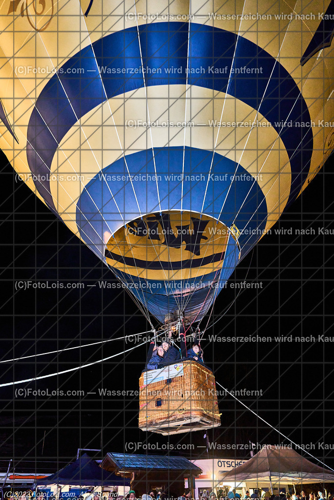 ALP0511_Nacht der Ballone_Lackenhof | (C)FotoLois.com, Alois Spandl, 'Nacht der Ballone' des Ballonclub ÖTSCHERLAND in Lackenhof/Weitental, gemeinsame Veranstaltung mit Tourismusverband ÖTSCHER, Mi 28. Dezember 2022.