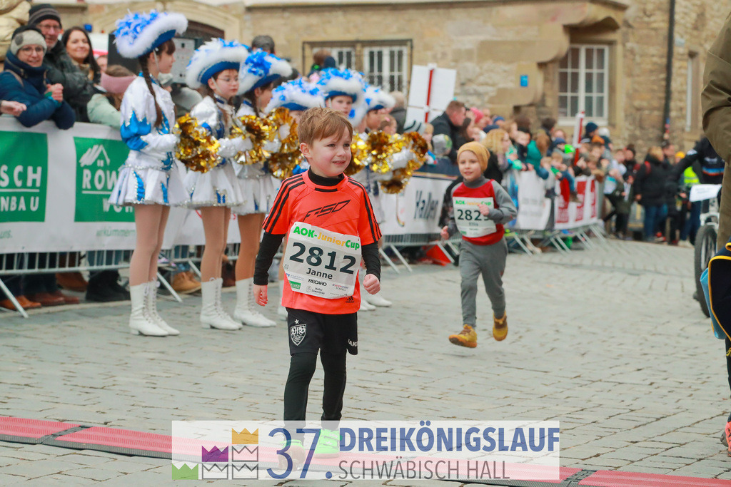 AOK JuniorCup 400m | 3Koenigslauf 2023 - Realisiert mit Pictrs.com