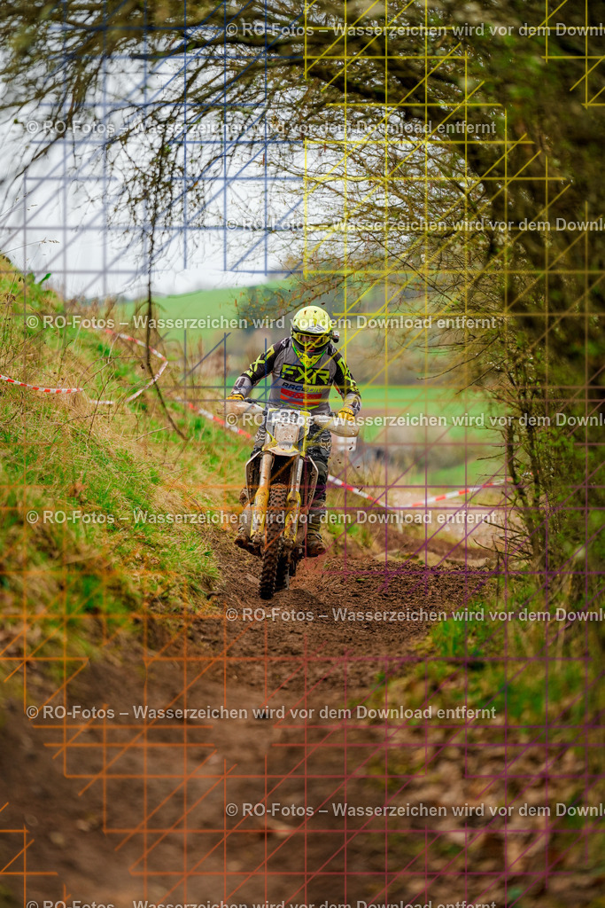 4 Lauf Mernes-845 | Sportfotografie von RO-Fotos: Motorsport, Motocross, Enduro, Laufveranstaltungen und Triathlon. Professionelle Fotos von Sportlern und Events. - Realisiert mit Pictrs.com
