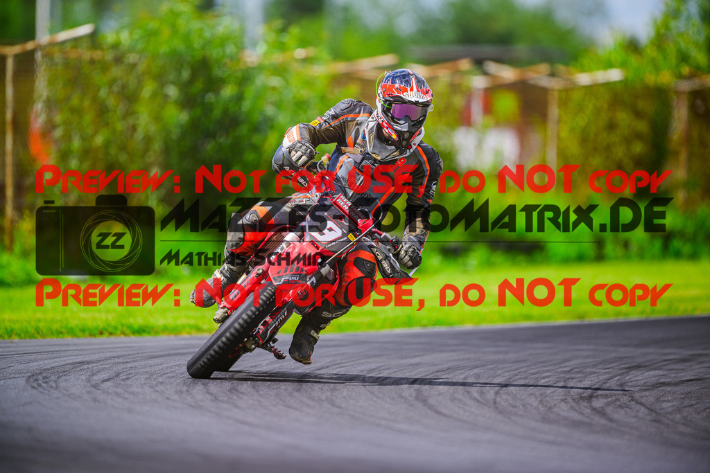 MaZZes_FotoMatrix_240714_6007705_3689 | S3