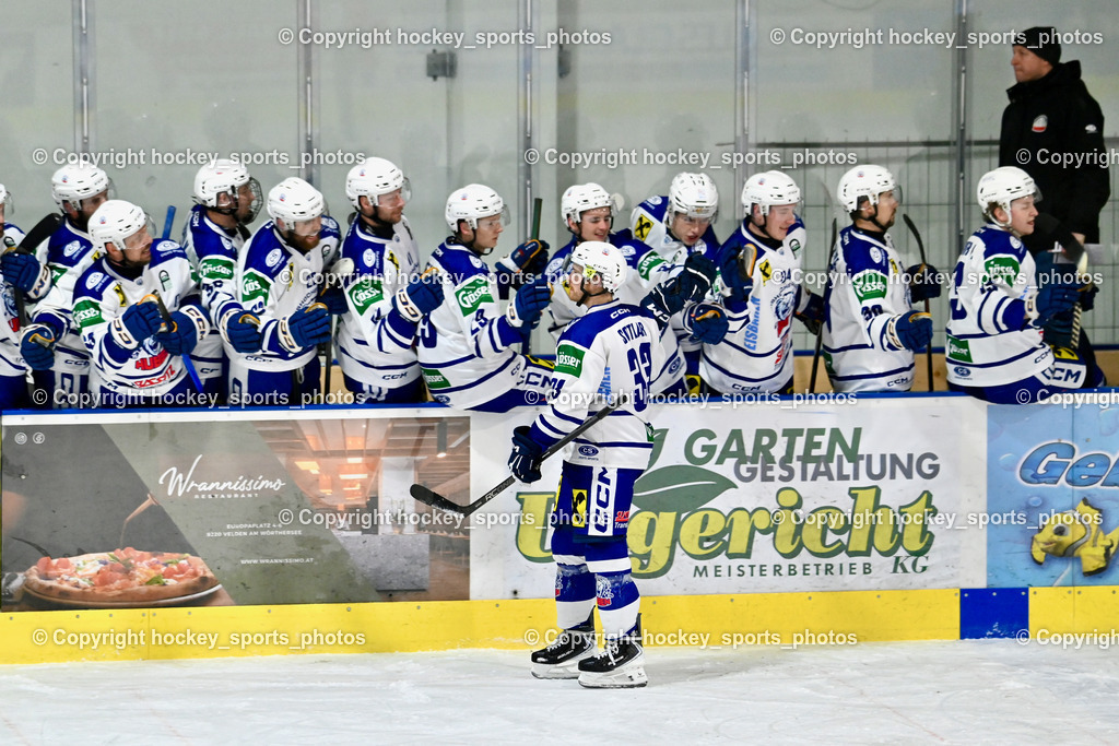 ESC SPARKASSE STEINDORF vs. UECR Huben  | Spielerbank UECR Huben, Headcoach UECR EISBÄREN HUBEN Trojer Silvio, ESC SPARKASSE STEINDORF vs. UECR Huben , ESC SPARKASSE STEINDORF vs. UECR Huben  am 06.02.2026 in Steindorf (Ossiachersee Halle), Austria, (Photo by Bernd Stefan)