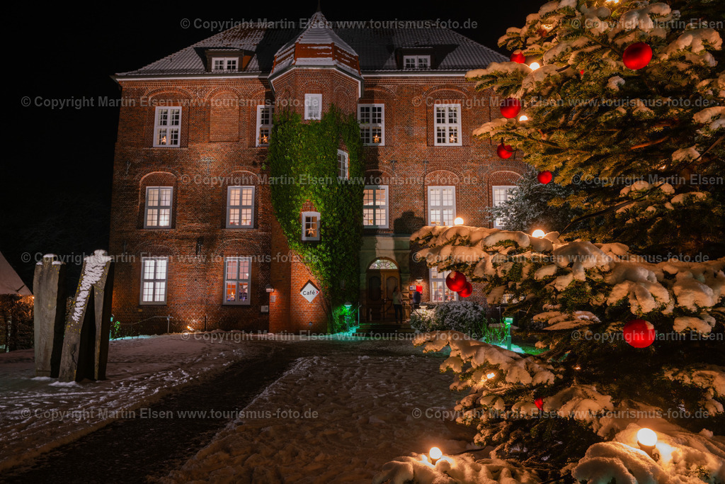 Agathenburg Schloss Winter Schnee_ELS_5001031223 | Agathenburger Schloss - Realisiert mit Pictrs.com