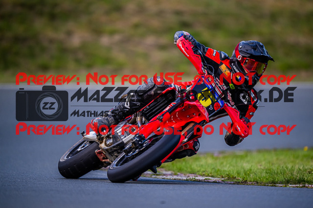 MaZZes_FotoMatrix_220904_8258 | S2