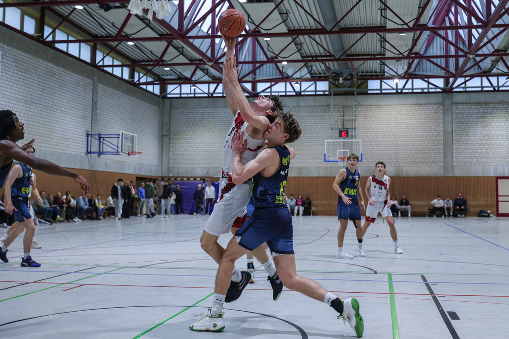 NBBL BAYER GIANTS vs EWE Baskets Juniors Oldenburg-23 | Fotos von Basketballspielen aus dem Raum NRW fotografiert von Gero Mueller-Laschet und Daniel Schaefer - Realisiert mit Pictrs.com