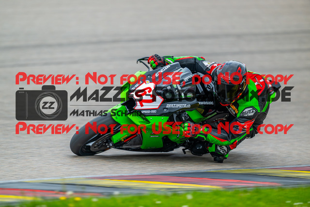 MaZZes_FotoMatrix_240504_6007705_3344 | STK1000