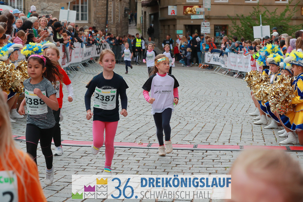 AOK Junior Cup 400m | 3Königslauf 2022 AOK Junior Cup 400m - Realisiert mit Pictrs.com