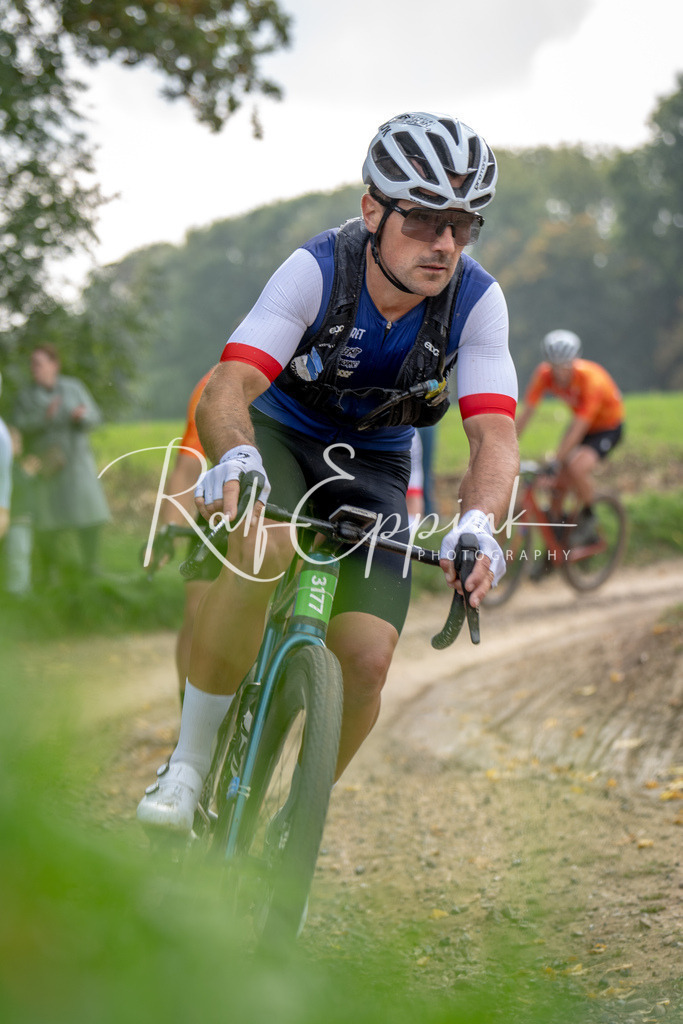 Ralf Eppink Photography 20251012_DSC03462 | Sportfotografie, Eventfotografie, Porträtfotografie, Radsport Fotograf, Triathlon Fotograf, Düsseldorf Fotograf, Köln Fotograf, Actionfotografie, Teamfotografie, Peoplefotografie, Business Portraits, Veranstaltungsfotografie, Reportagefotografie - Realisiert mit Pictrs.com