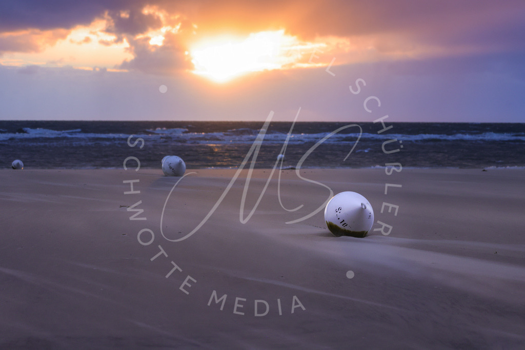 2024-08-21 SPO Strand Sonnenuntergang 010 | Schwotte Media - Realisiert mit Pictrs.com