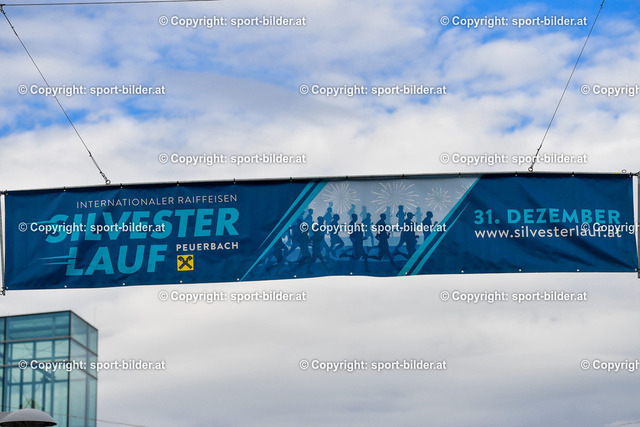 AUT, Laufen, Silvesterlauf Peuerbach 2022 | 31.12.2022, Peuerbach , AUT, Leichtathletik, Laufen, Silvesterlauf Peuerbach 2022, im Bild Banner Silvesterlauf Peuerbach




