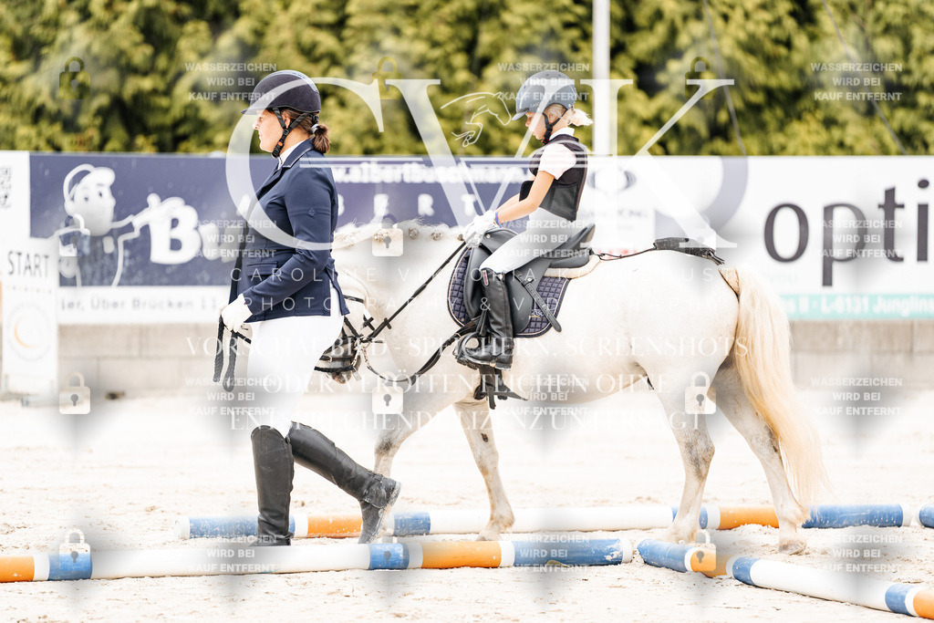 CK907356 | Turnierfotografie Pferdefotografie Trier Rheinland-Pfalz Pferdesport Reitsport Tierfotografie Sportfotografie Pferdevideo Pferdevideografie Equestrianvideography equestrianphotography  - Realisiert mit Pictrs.com