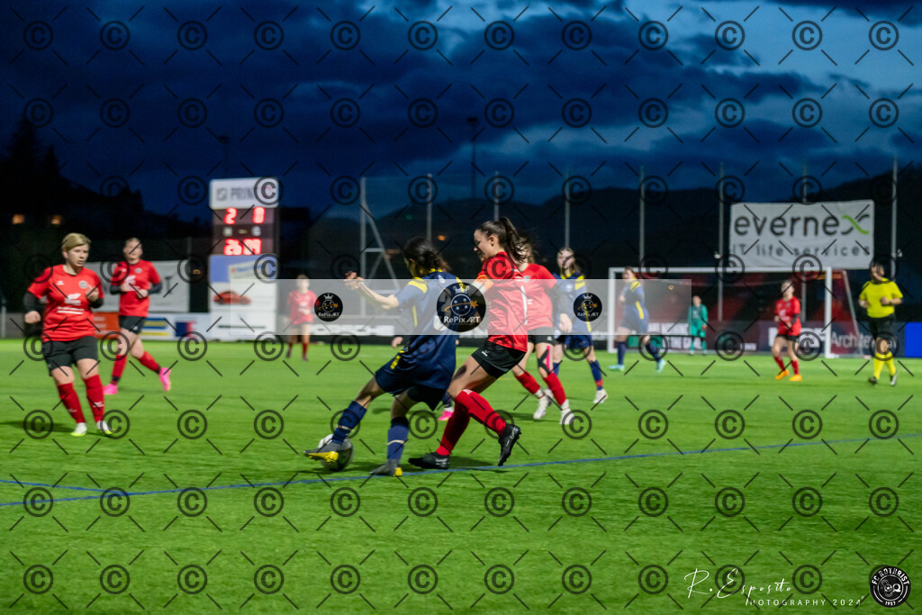 20240316_KS-Turnier Frauen 4. Liga 1730-1930_071 | Sport und Naturfotografie von Roberto Esposito zeigt echte Momente Bewegung und die Schönheit der Natur. Ausdrucksstarke Bilder schaffen Emotionen.