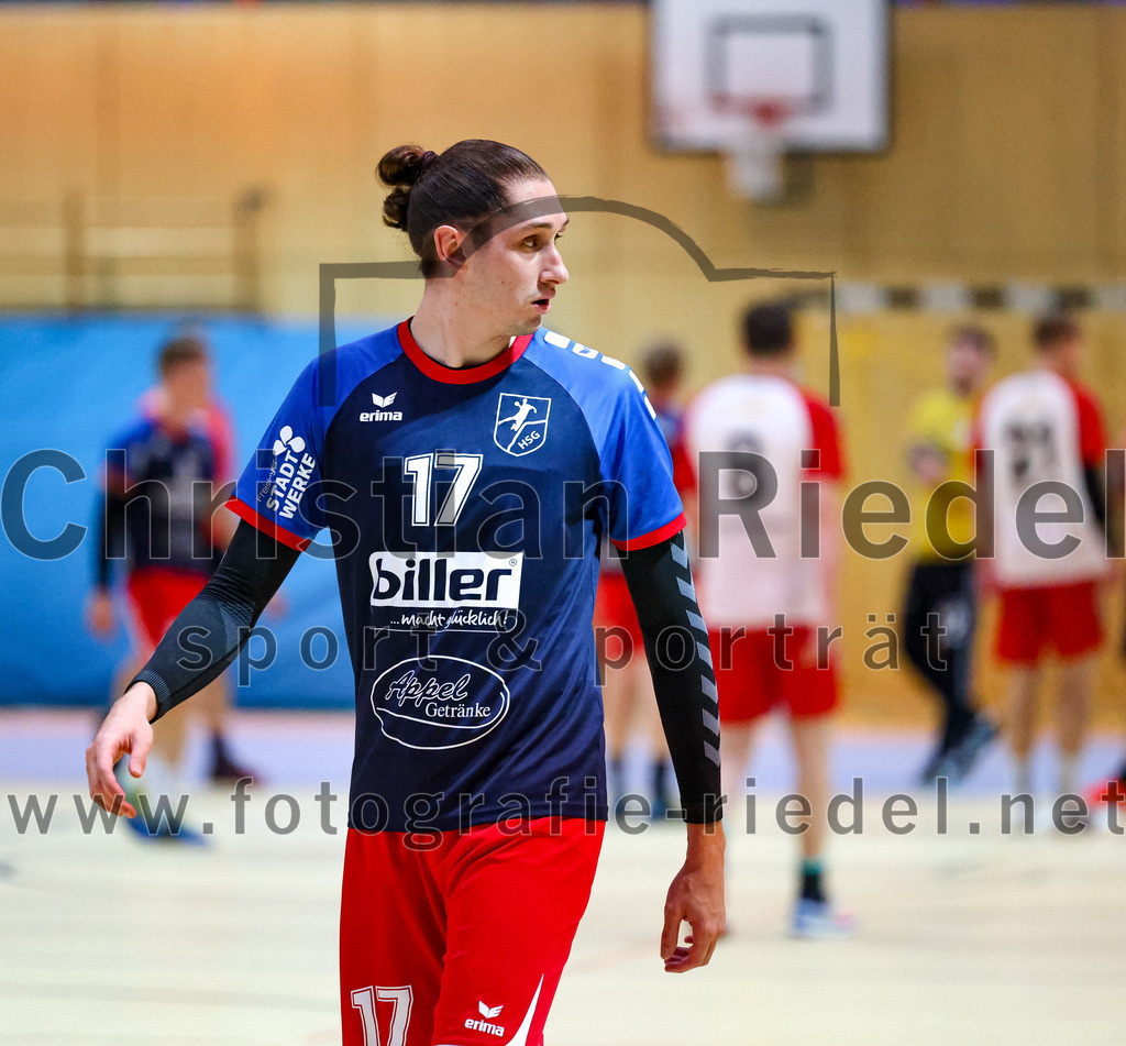 2022-09-24_084_SpVgg_Altenerding_gegen_HSG_Freising-Neufahrn | Erding, Deutschland, 24.09.2022:
Handball, Bezirksoberliga Männer 2022 / 2023, 2. Spieltag, SpVgg Altenerding gegen HSG Freising-Neufahrn, Endergebnis: 18:26

Christian Heldner (HSG Freising-Neufahrn, #17)

Foto: Christian Riedel / fotografie-riedel.net