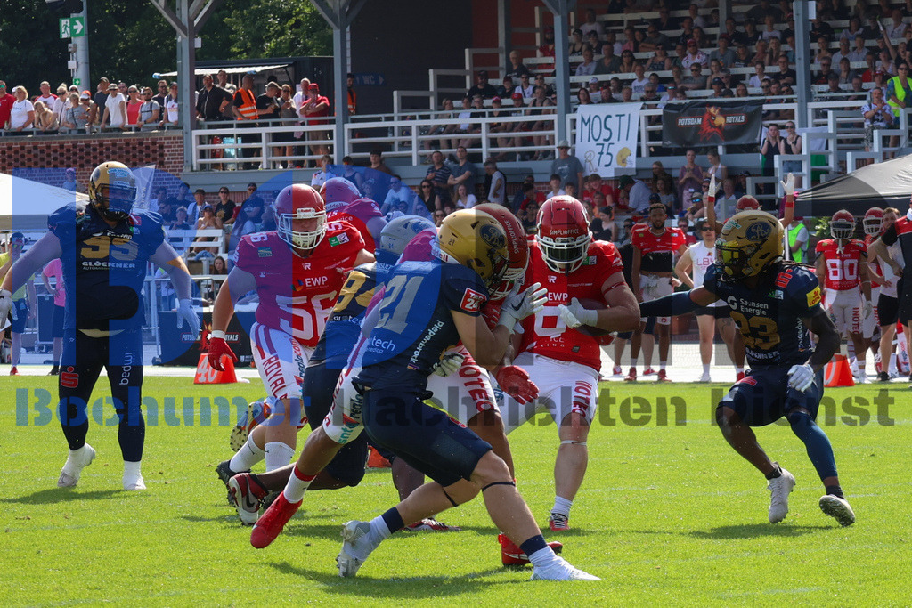 GFL: Potsdam Royals vs. Dresden Monarchs{date} -  | {headline}(Foto: Thomas Sobotzki / BOND) - Realisiert mit Pictrs.com
