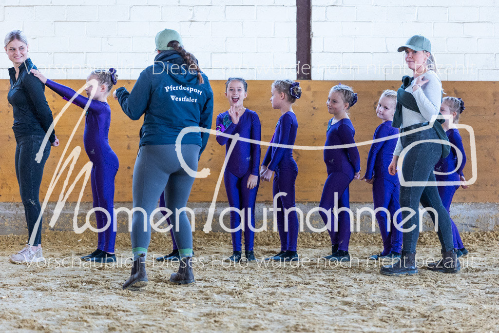 SS-Mini-219 | MomenTaufnahmen Pferdesportfotos