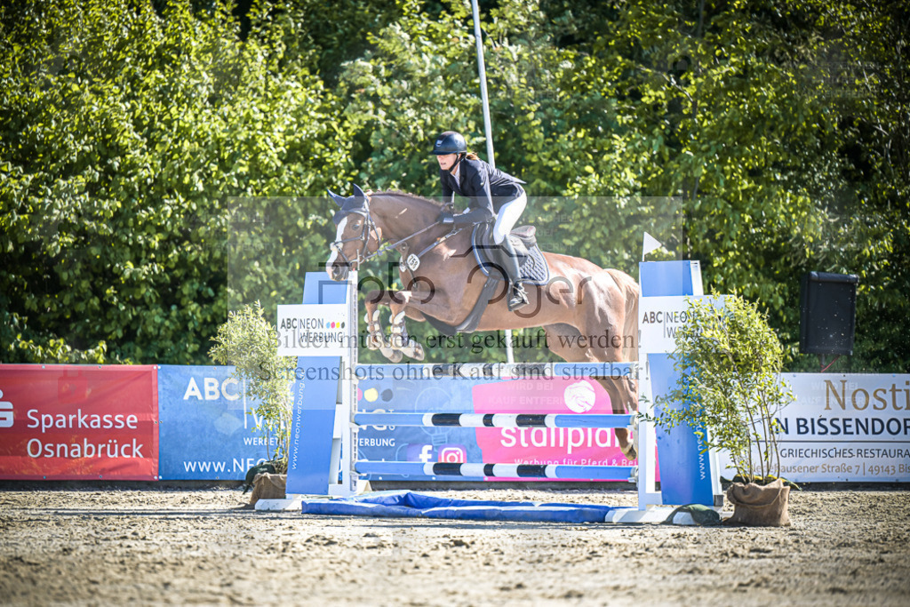 DOS_9280 | Entdecke hochwertige Reitturnierfotos von Foto Oger. Professionell, emotional und authentisch – jetzt Lieblingsmomente im Shop bestellen. - Realisiert mit Pictrs.com