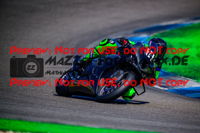 MaZZes_FotoMatrix_240520_6007705_5810 | WEISS