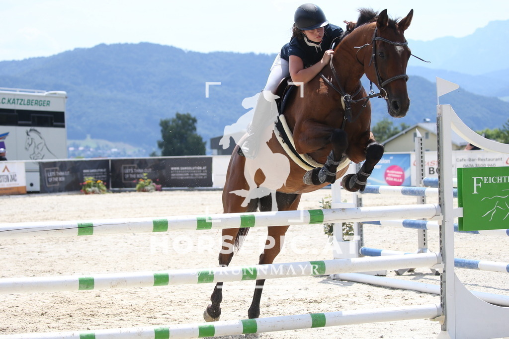 DL2Q1816 | Willkommen bei Brunnmayr - Design & Fotografie – Ihrem Spezialisten für Reitturniere und Pferdeveranstaltungen in Oberösterreich, Salzburg und Bayern! Seit über 17 Jahren sind wir leidenschaftlich dabei.