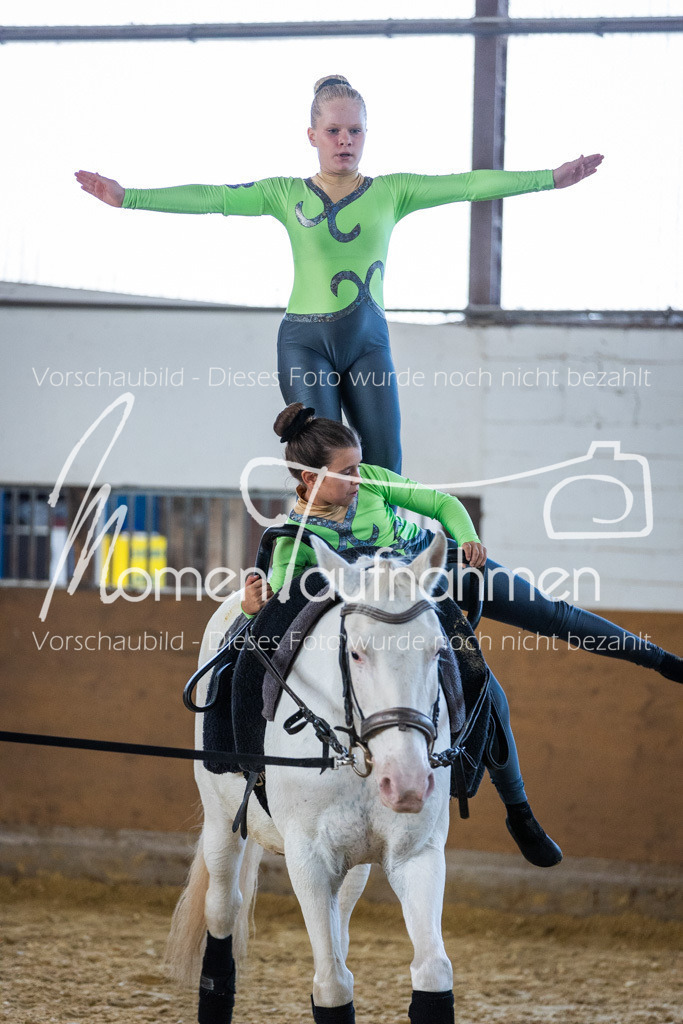 SS-Maxi-231 | MomenTaufnahmen Pferdesportfotos