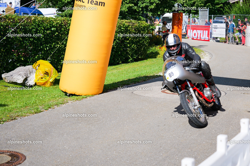 P1025844 | Erleben Sie atemberaubende, hochqualitative Fotos Ihrer Fahrt entlang der malerischen Alpenstraßen. Besuchen Sie alpineshots.com, um professionelle Aufnahmen Ihrer unvergesslichen Reise zu finden und zu kaufen - Realisiert mit Pictrs.com