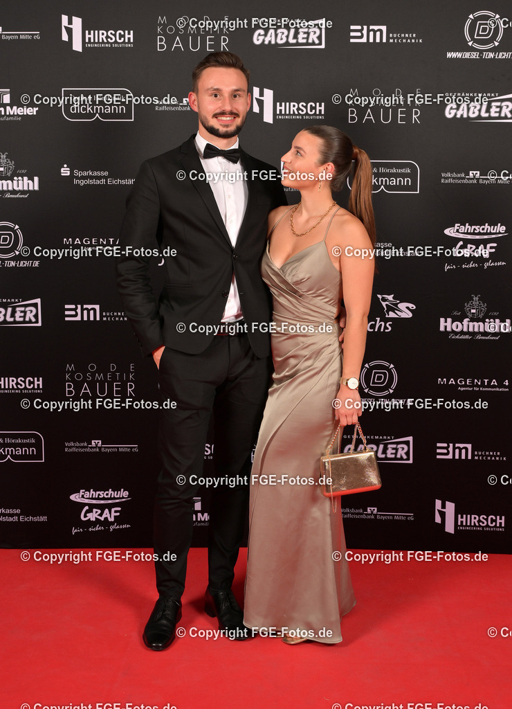 20240113-fge-fotos-0107 | Eröffnungsball der FGE am 13.01.2024 im Alten Stadttheater in Eichstätt. - Realisiert mit Pictrs.com