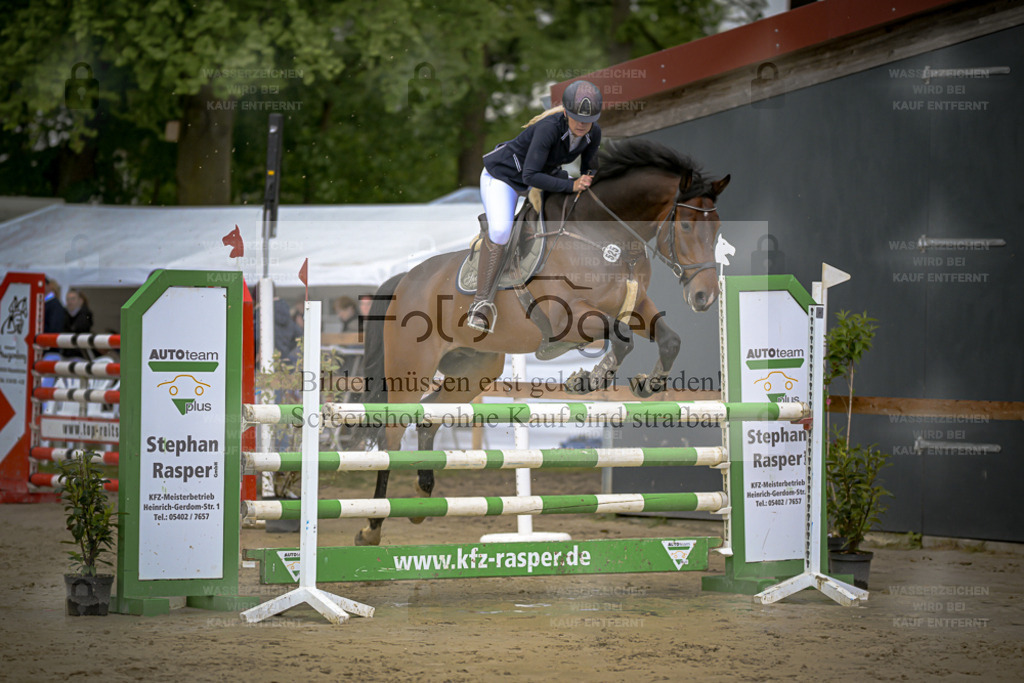 20240505-DOS_8263 | Entdecke hochwertige Reitturnierfotos von Foto Oger. Professionell, emotional und authentisch – jetzt Lieblingsmomente im Shop bestellen. - Realisiert mit Pictrs.com