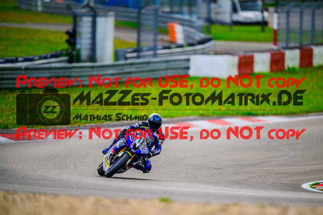 MaZZes_FotoMatrix_240910_6007705_9226 | WEISS