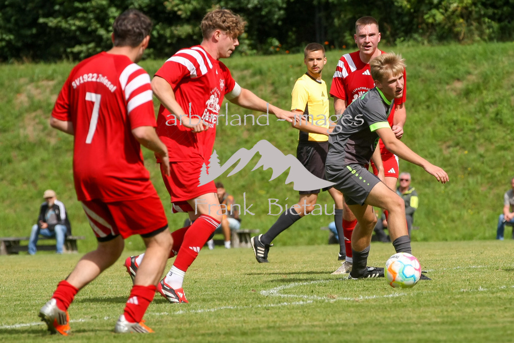 993T1058 | Medien- Sport- Entertainmentfotos