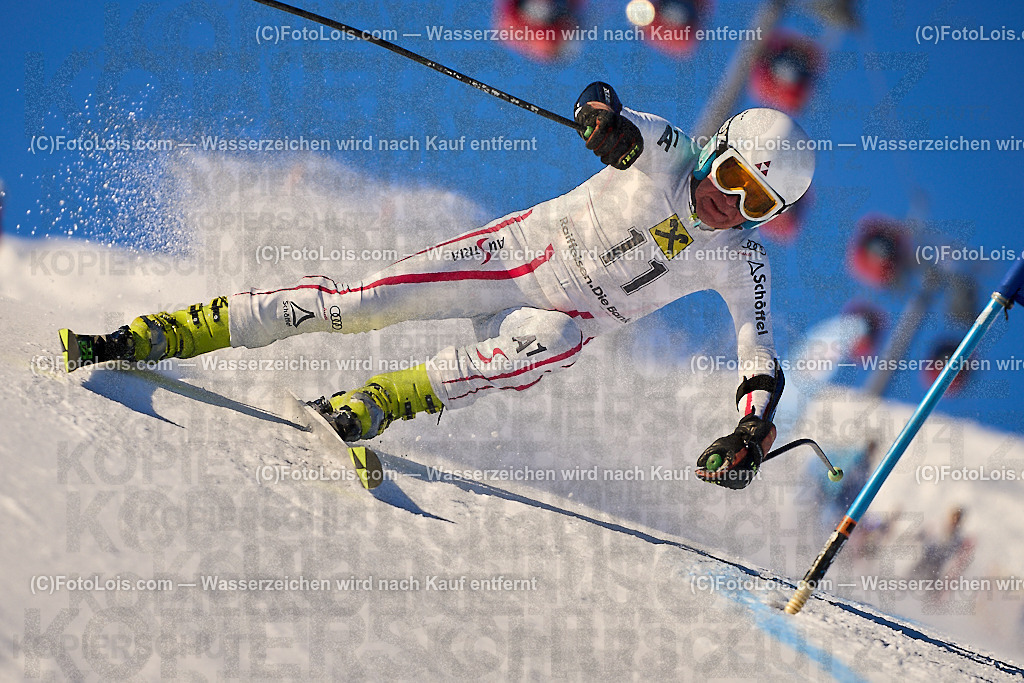 ALP2425_MASTERS-Cup_GS-B Herrn_Kerschbaumer Markus | (C)FotoLois.com, Alois Spandl. FIS Masters-Cup Wildschönau, Giant Slalom auf der Piste Schatzberg GS, Siegerehrung auf dem Dorfplatz Niederau, Sa 13. Januar 2024.