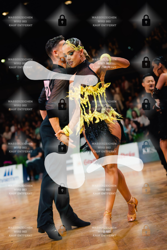 GOC 2025 - WDSF GrandSlam Latin 27-28th (152) Vladyslav Tsykhanovskyi _ Veronika Tsikhanovska (Germany)-2025-08-23-2883 | Webshop for digital downloads and prints of dance sport, event & show photographer Julian Link - Realisiert mit Pictrs.com