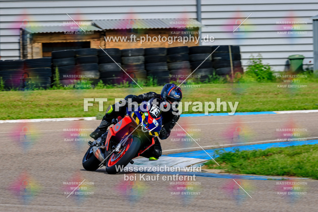 MotoTeam-8283 | Hier findet Ihr Bilder von Touristenfahrten auf der Nürburgring Nordschleife oder von anderen Veranstaltungen die ich besucht habe. Viel Spass beim Durch Schauen 