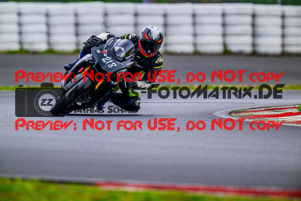 MaZZes_FotoMatrix_240910_6007705_2-236 | WEISS