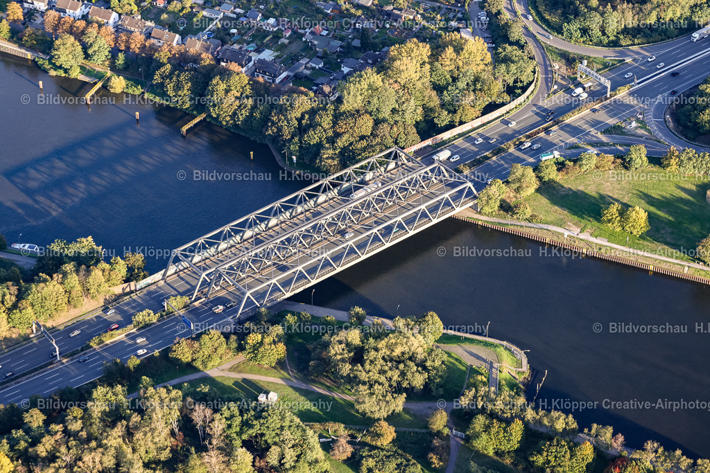 Luftbild-Oberhausen Rhine-Herne Kanal Brücke A3-7793-2 | Luftbildfotografie Hermann Klöpper - Realized with Pictrs.com