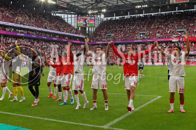 29.08.2026, GER, Fussball, Herren, Bundesliga , 1. Bundesliga, Saison 2026/2027, 1. FC Köln - TSG 1899 Hoffenheim | 1. FC Köln Schlussjubel, jubelt nach dem Sieg