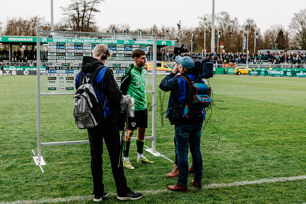 3. Liga, Saison 2023/24, 31. Spieltag: SC Preußen Münster - Dynamo Dresden | Münster, 30.03.2024: 3. Liga, 31. Spieltag, SC Preußen Münster gegen Dynamo Dresden im LVM-Preußenstadion in Münster. Foto: sportfotografie.ms | Markus Paletta - Realisiert mit Pictrs.com