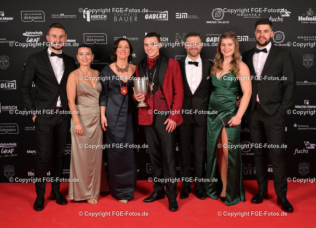 20240113-fge-fotos-0041 | Eröffnungsball der FGE am 13.01.2024 im Alten Stadttheater in Eichstätt. - Realisiert mit Pictrs.com
