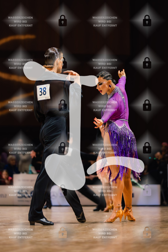 Goldstadtpokal 2025 - WDSF World Open Latin 14th (38) Einoras Degutis _ Ugne Bliujute (Lithuania)-2025-01-25-7894 | Webshop for digital downloads and prints of dance sport, event & show photographer Julian Link - Realisiert mit Pictrs.com