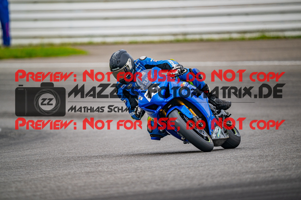 MaZZes_FotoMatrix_240701_6007705_3482 | WEISS